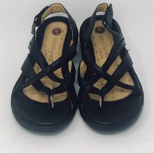 Clark’s Unstructured Black Sandals